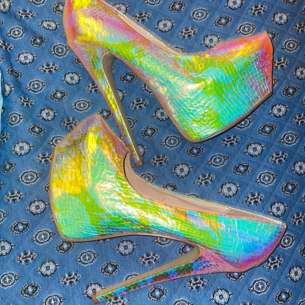Platform heels